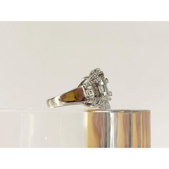 Crown Shaped Scalloped Cubic Zirconia Vintage Sterling Silver Ring - sz 8 - Picture 3 of 10